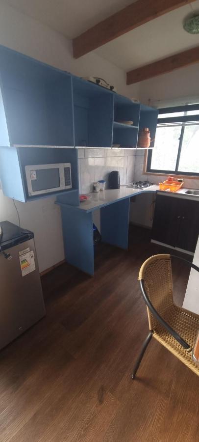 Hostal Henua Roa 2 Apartman Hanga Roa Kültér fotó