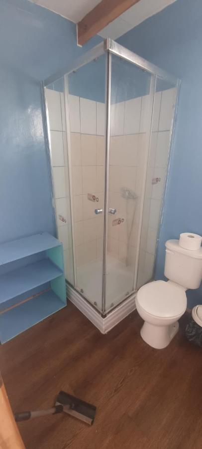 Hostal Henua Roa 2 Apartman Hanga Roa Kültér fotó